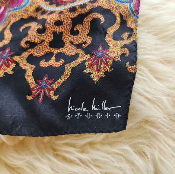 Sarah Miller Scarf - Picture 3 of 5